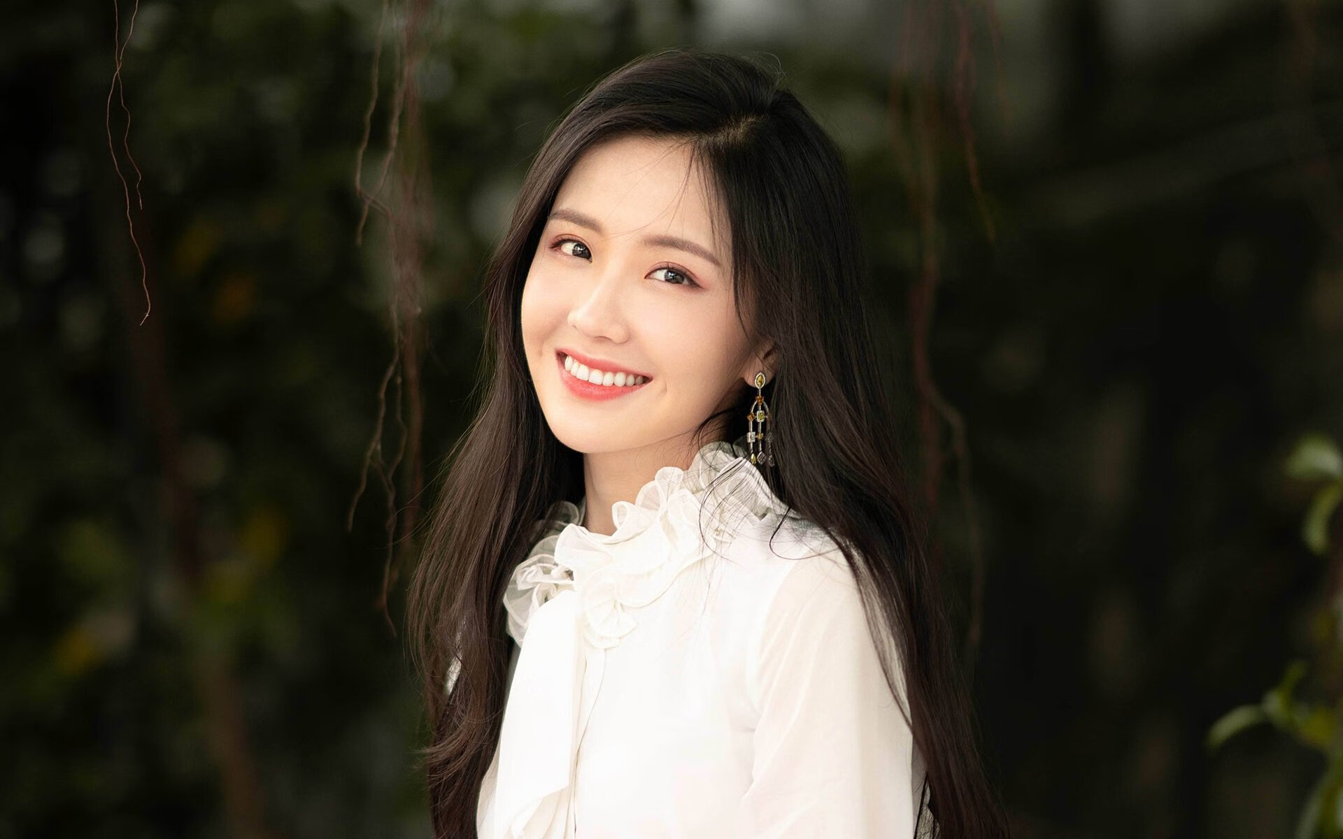 防守反击：现代足球的制胜法宝，足球中的防守战术